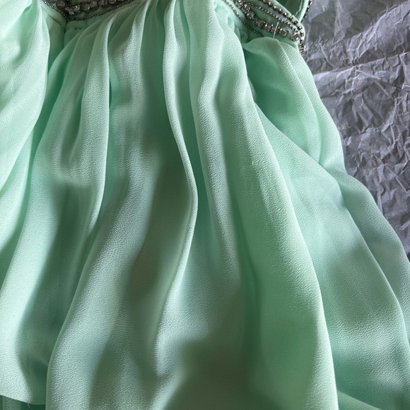Marciano Mint Green Dress for special events - Picture 4 of 8